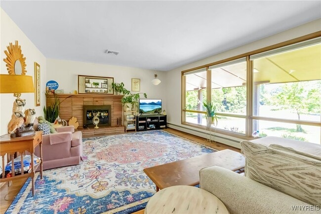 Building Photo - 4770 Boncrest Dr E