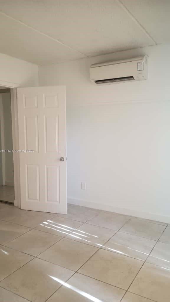 Building Photo - 3251 SW 44th St