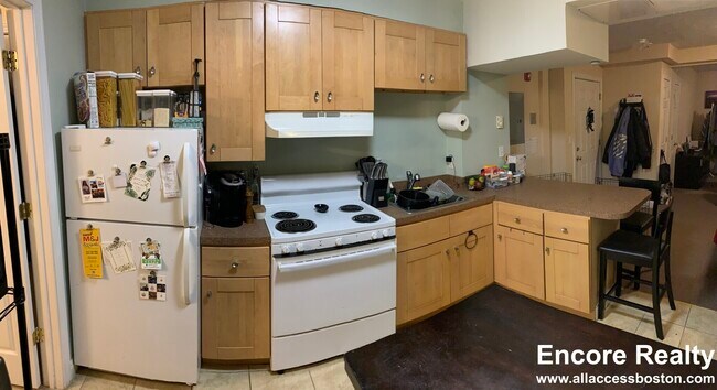 Foto del edificio - 883 Huntington Ave