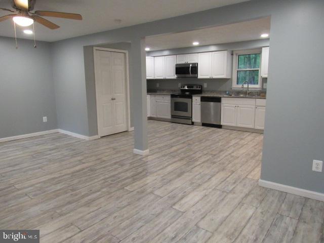 Foto del edificio - 248 Laurel Hill Rd
