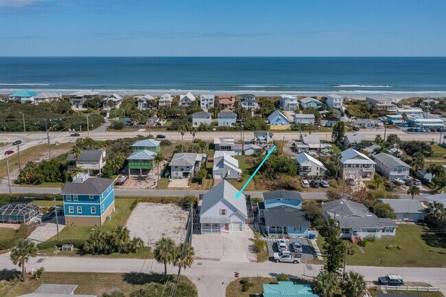 Foto del edificio - 6832 Middleton Ave