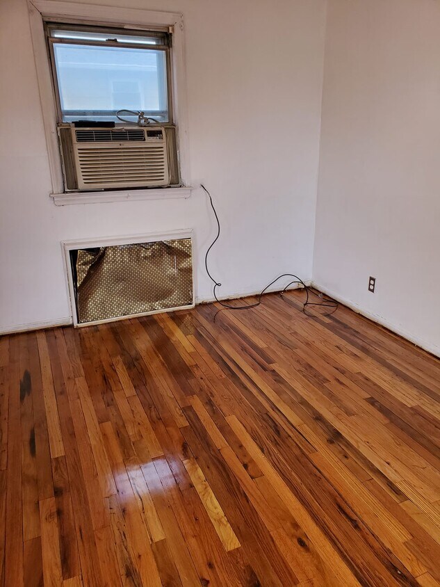 Bedroom - 11944 178th Plz