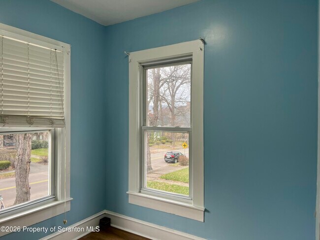 Foto del edificio - 1528 Wyoming Ave