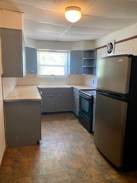 Kitchen - 2423 Lincoln Ave
