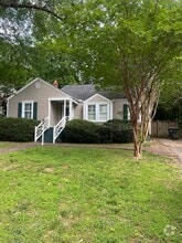 Building Photo - 121 Cammer Ave