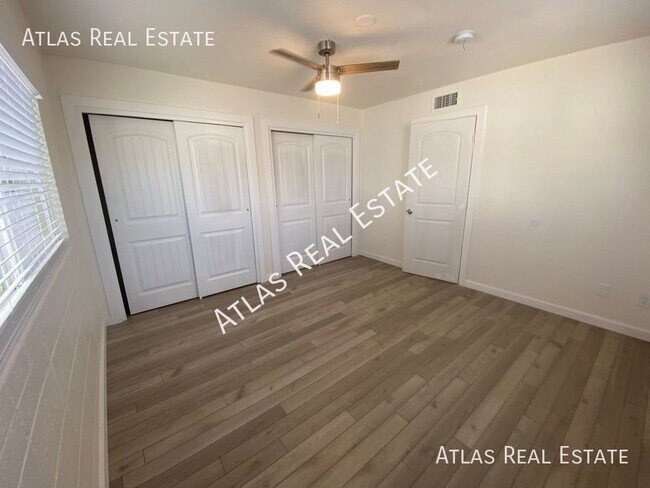 Building Photo - 1911 E Amelia Avenue