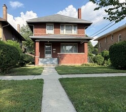Building Photo - 112 S Taylor Ave