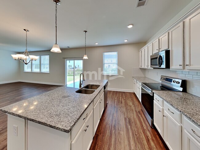 Building Photo - 316 Bourne Street