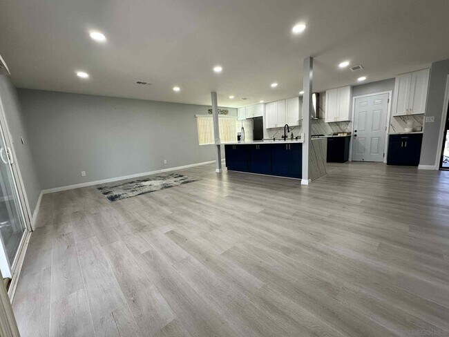 Building Photo - 8913 Frederick St