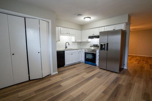 Foto del edificio - 2209 W Galveston St