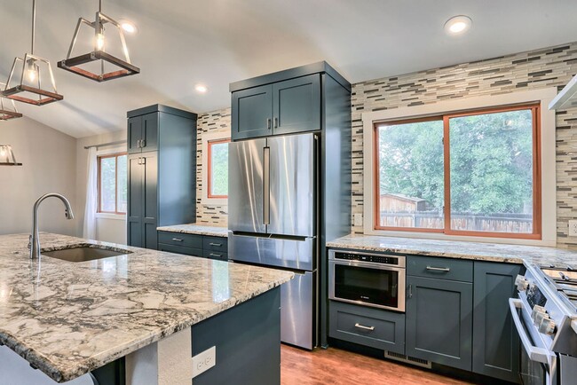 Foto del edificio - 4 Bedroom home in Fort Collins