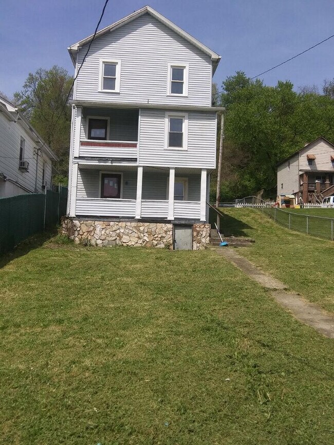 Backyard - 3212 Elm St