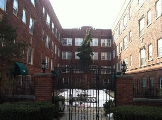 Foto del edificio - 4350 N Bell Ave