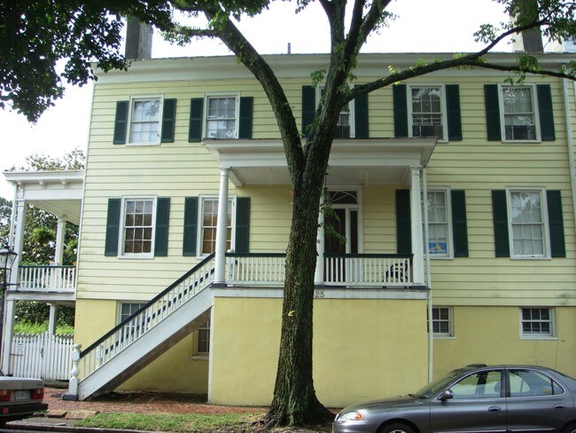 Building Photo - 525 North St