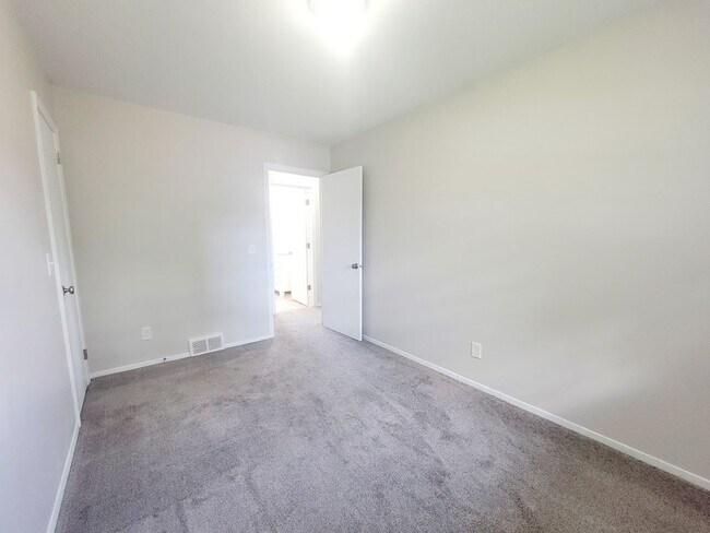 Foto del edificio - 5641 4th St NE