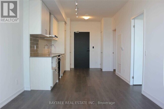Photo du bâtiment - 125 Redpath Ave