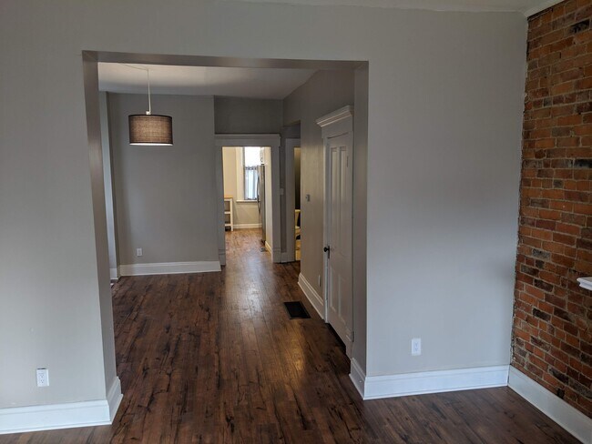 Foto del edificio - 554 E Sycamore St