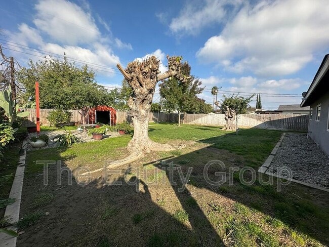 Foto del edificio - 4122 W Monte Vista Ave