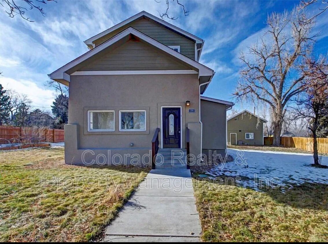 Primary Photo - 3301 Chase St