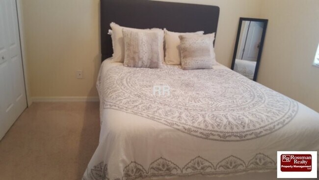 Foto del edificio - 11294 Red Bluff Ln