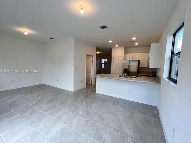 Building Photo - 11933 SW 244 Lane # 11933