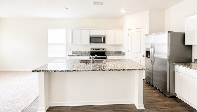 Building Photo - 512 Pender Woods Dr