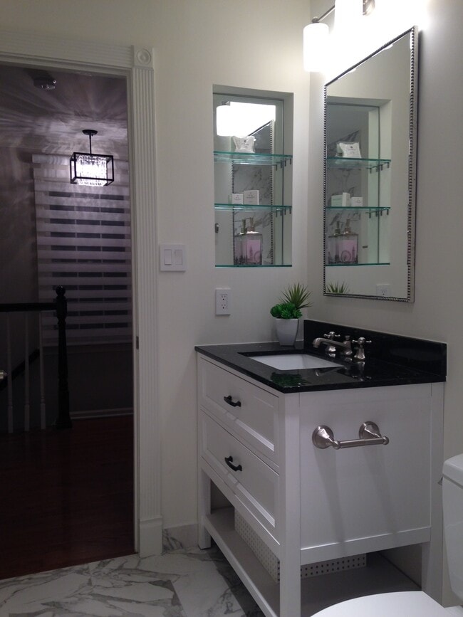 Full Bath - 8523 Bells Ridge Ter