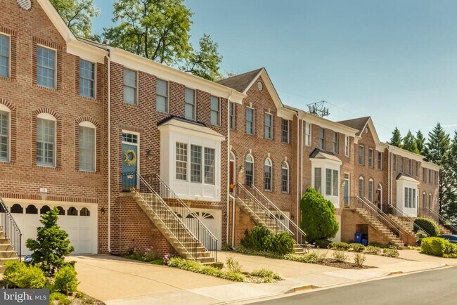 Foto del edificio - 122 Shepherdson Ln NE