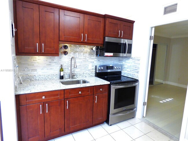 Foto del edificio - 333 SE Martin Ave