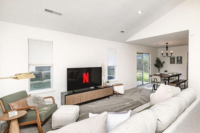 Building Photo - 3628 Lupine Dr