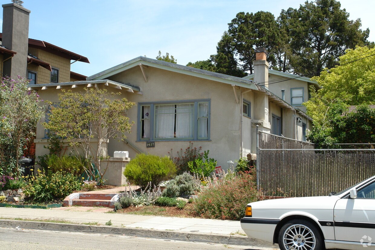 Primary Photo - 2637 Ellsworth St