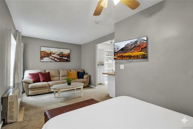 Foto del edificio - 125 Whitney Pl