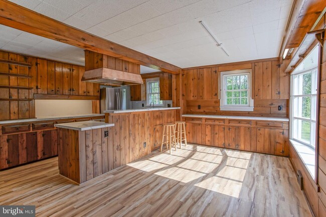 Building Photo - 650 NJ-70