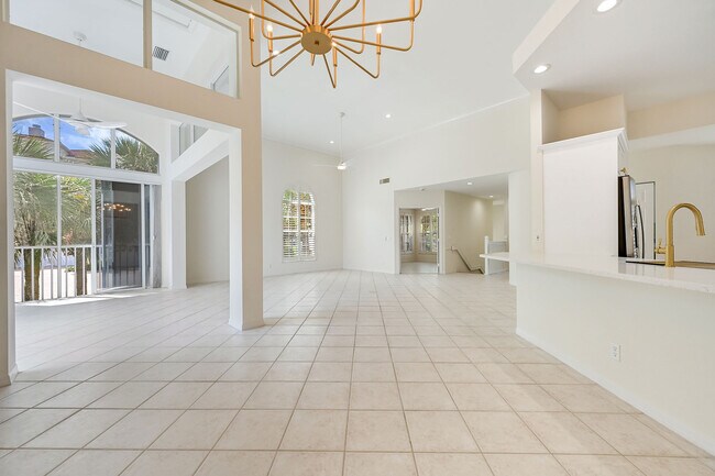 Foto del edificio - 1580 Clermont Dr