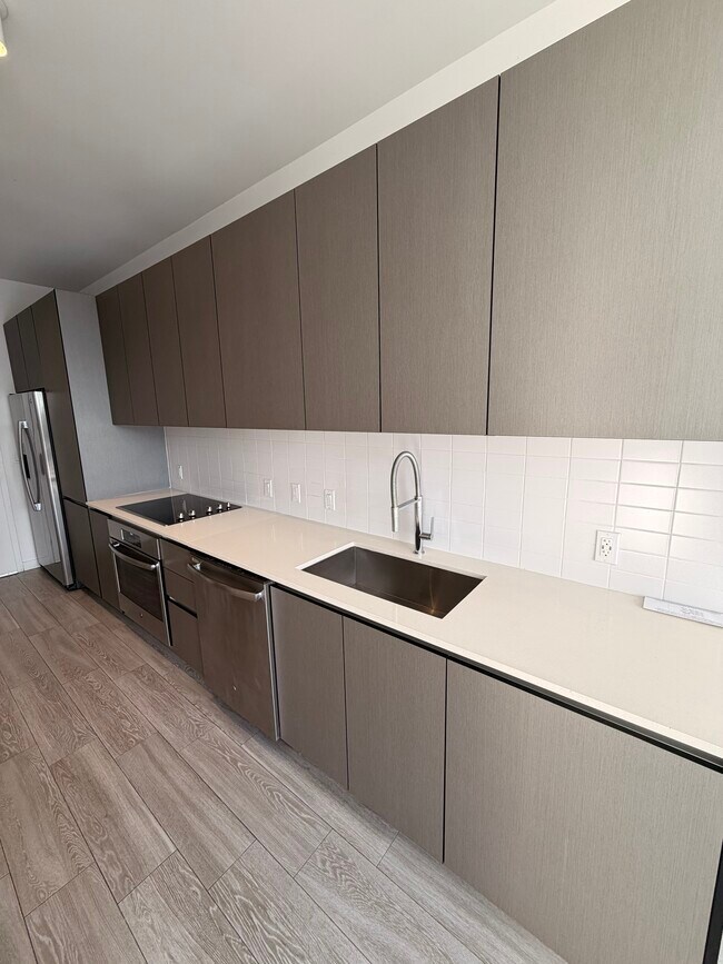 Foto del edificio - 275 NW 26th St