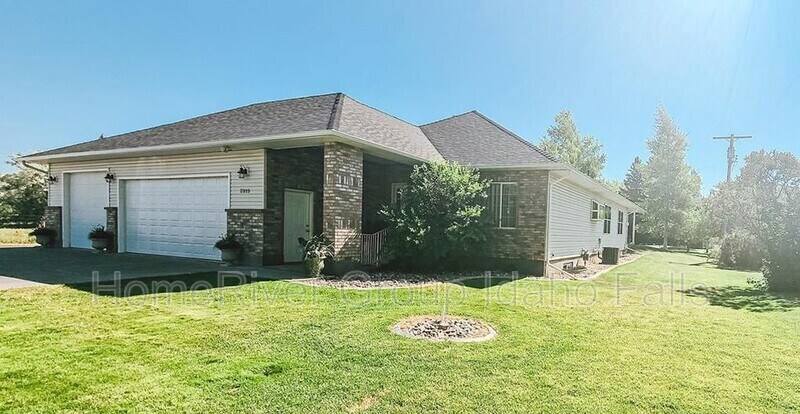 Primary Photo - 3212 N Ammon Rd