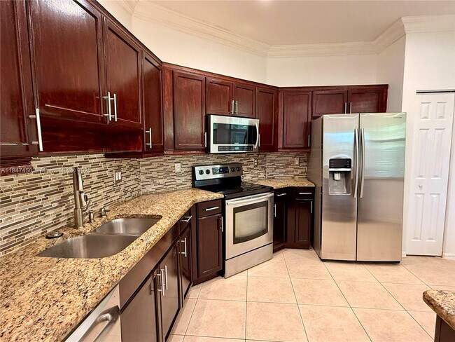 Building Photo - 265 SW Coconut Key Way