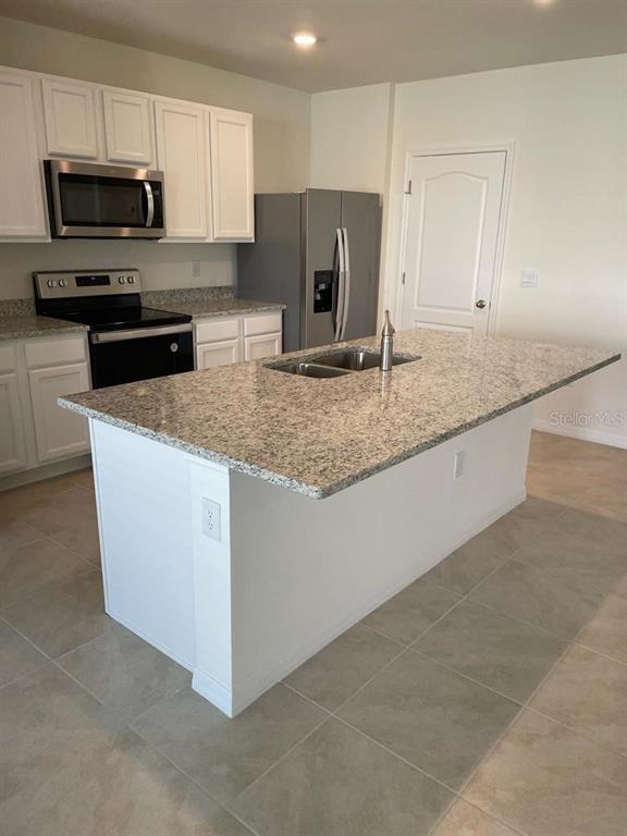 Building Photo - 5359 Douglas Fir Dr