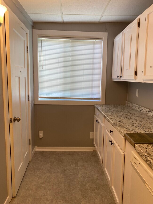 Cocina - 310 Robinson St