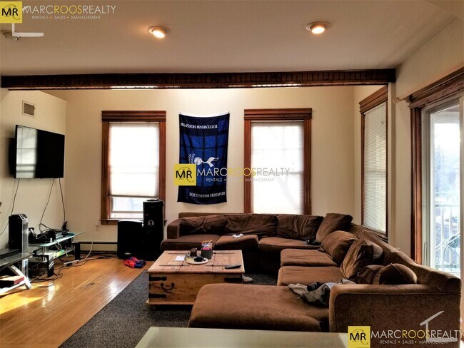 Foto del edificio - 30 Babcock St