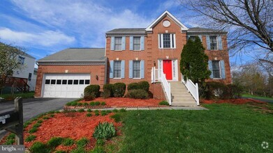 Building Photo - 14119 Forest Ridge Dr