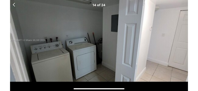 Foto del edificio - 9375 Fontainebleau Blvd