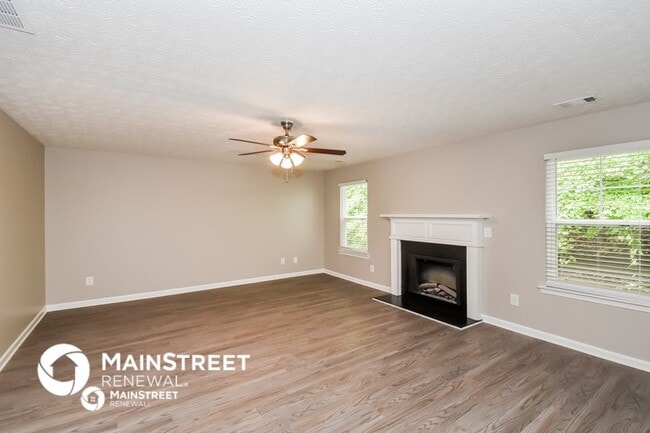 Foto del edificio - 4524 Parkway Cir