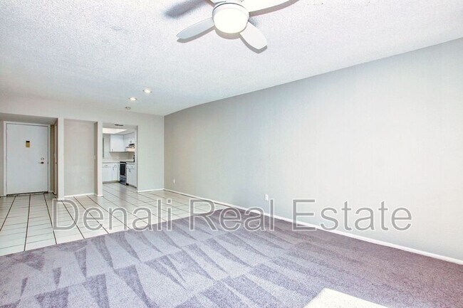 Foto del edificio - 10828 N Biltmore Dr