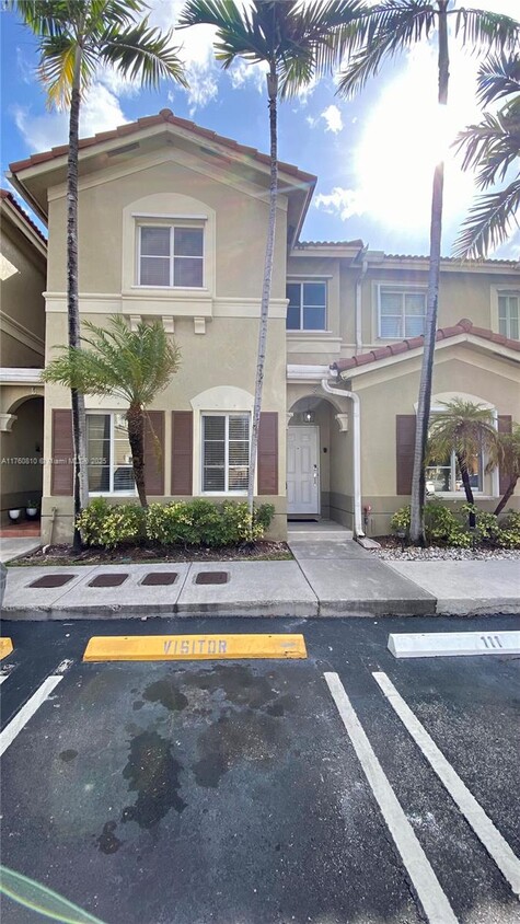 Foto principal - 8261 NW 107th Ct