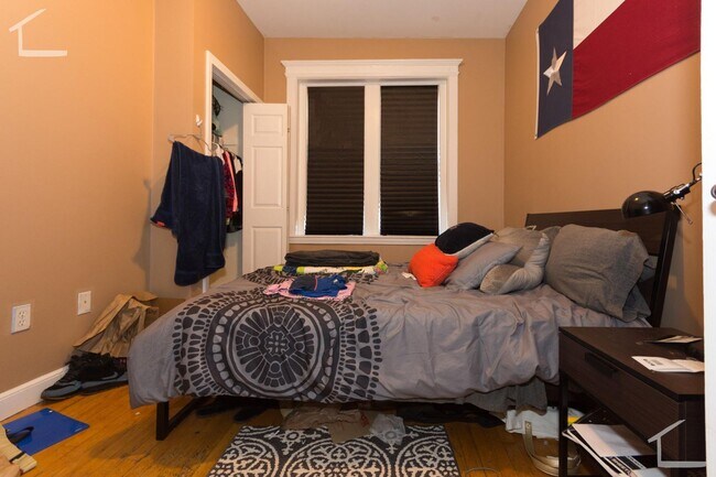 Building Photo - ALLSTON - 5 bed 2 bath - 9/1/26