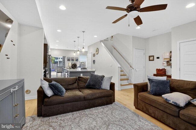 Foto del edificio - 1504 Earl St