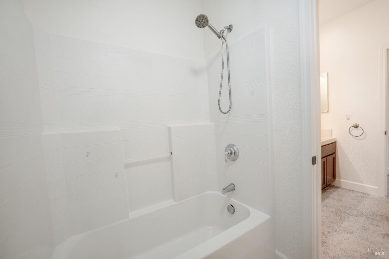 Primary Photo - 1759 Emma Way