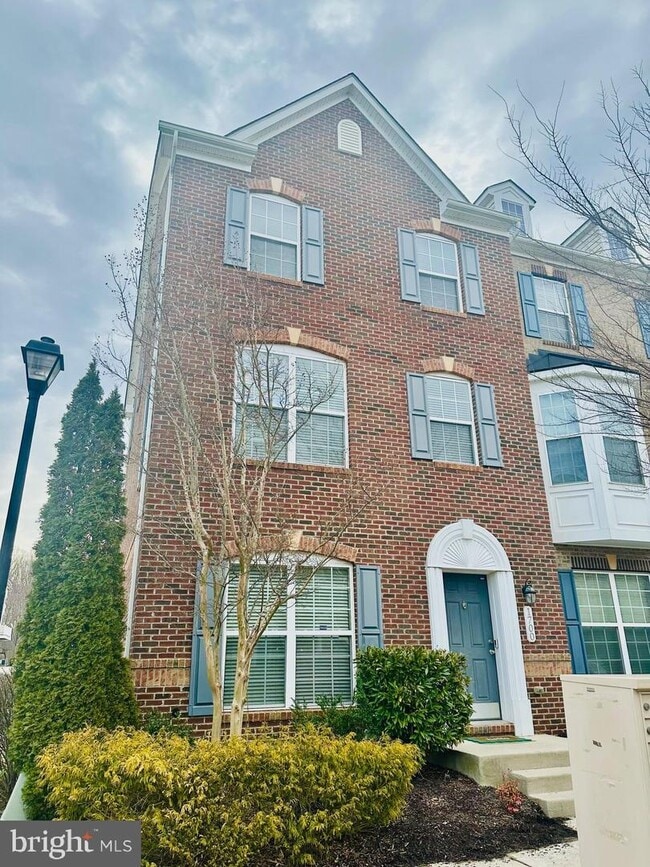 Photo - 1700 Walcott Ln Townhome