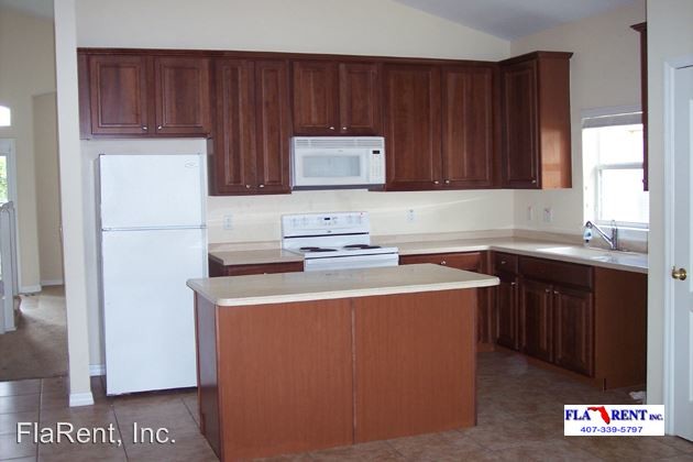 Building Photo - 2030 Victoria Falls Dr